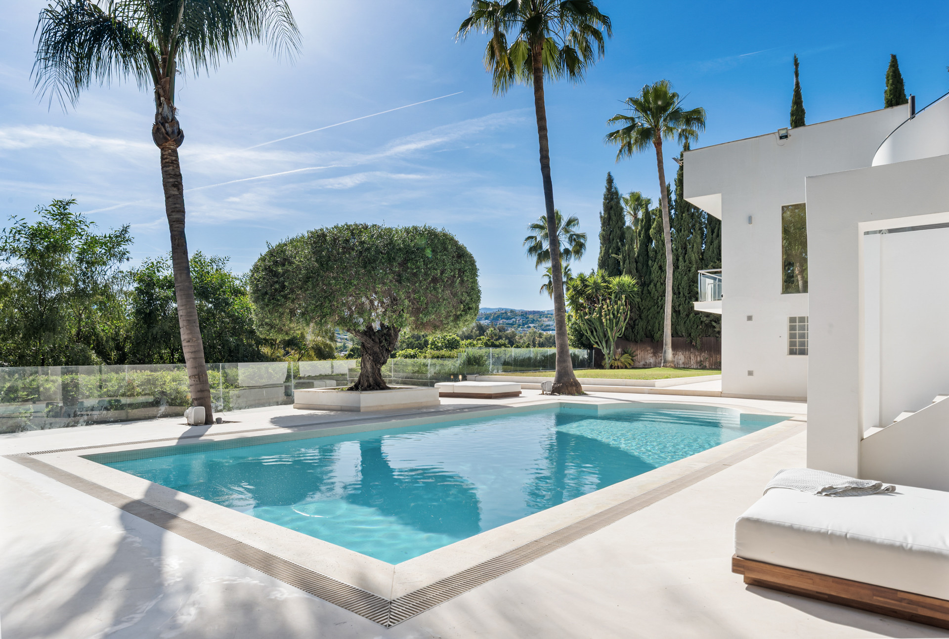 Nueva Andalucía, Marbella